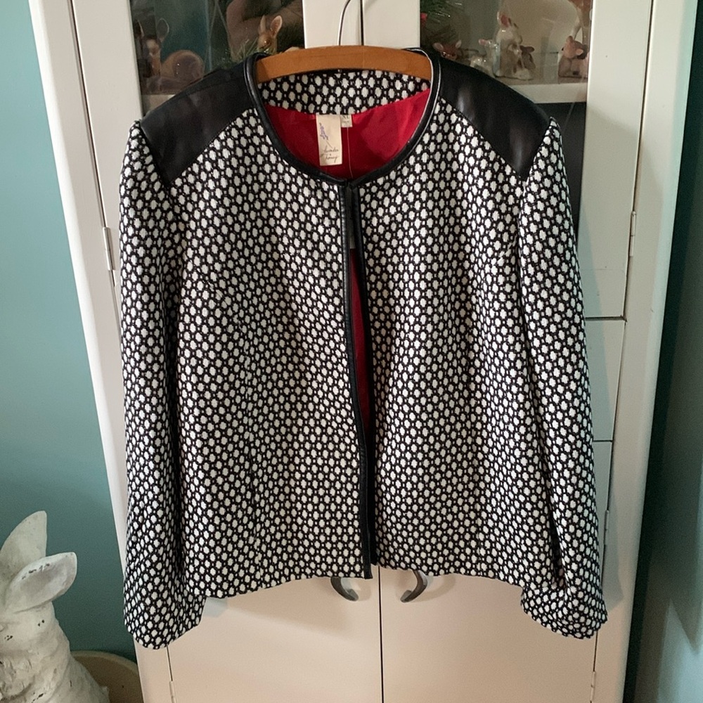 Lavender & Honey sz Xl blazer hook at top nwt